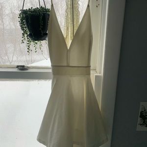 Windsor off white formal dress size small